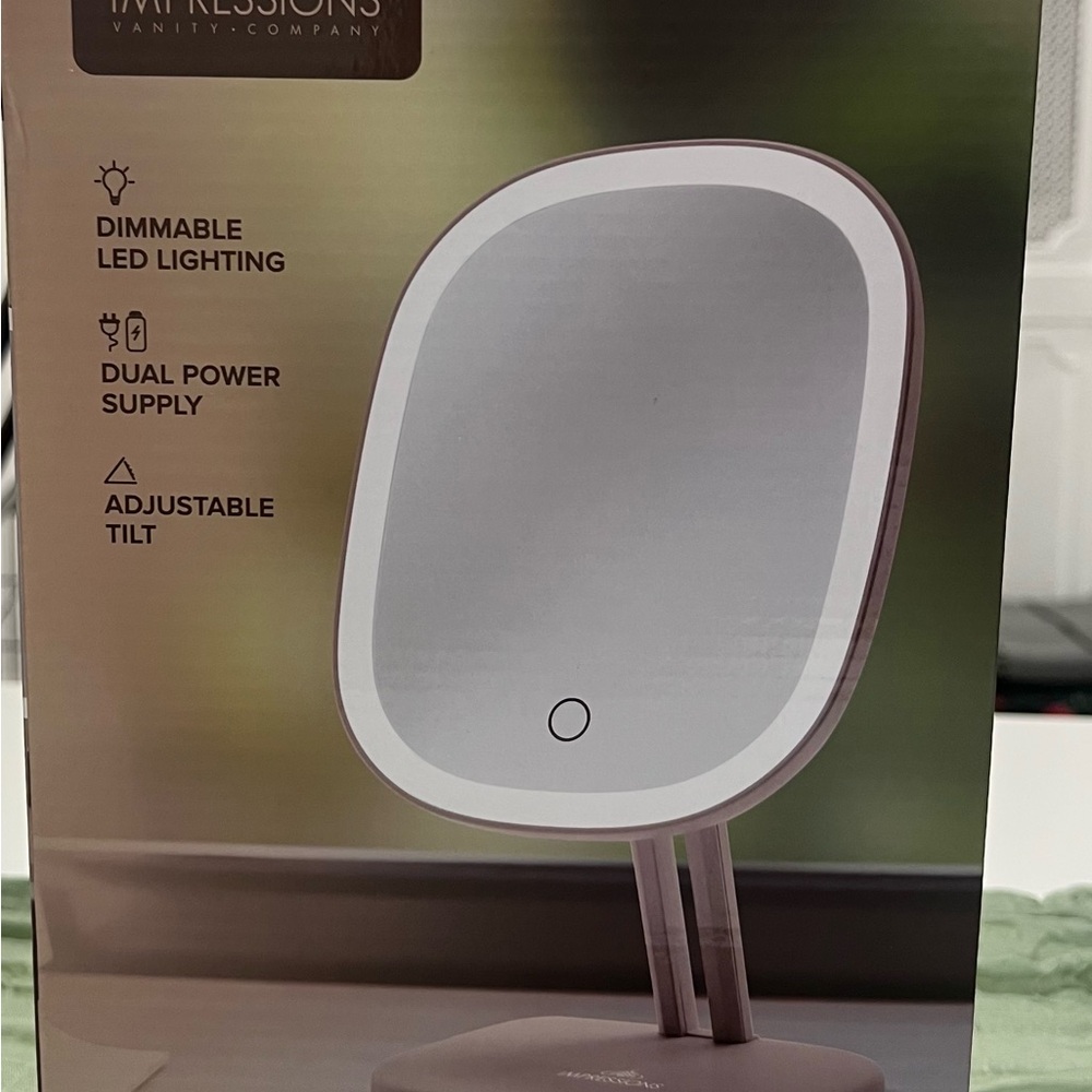 Touch Highlight Led Vanity Mirror - image 2